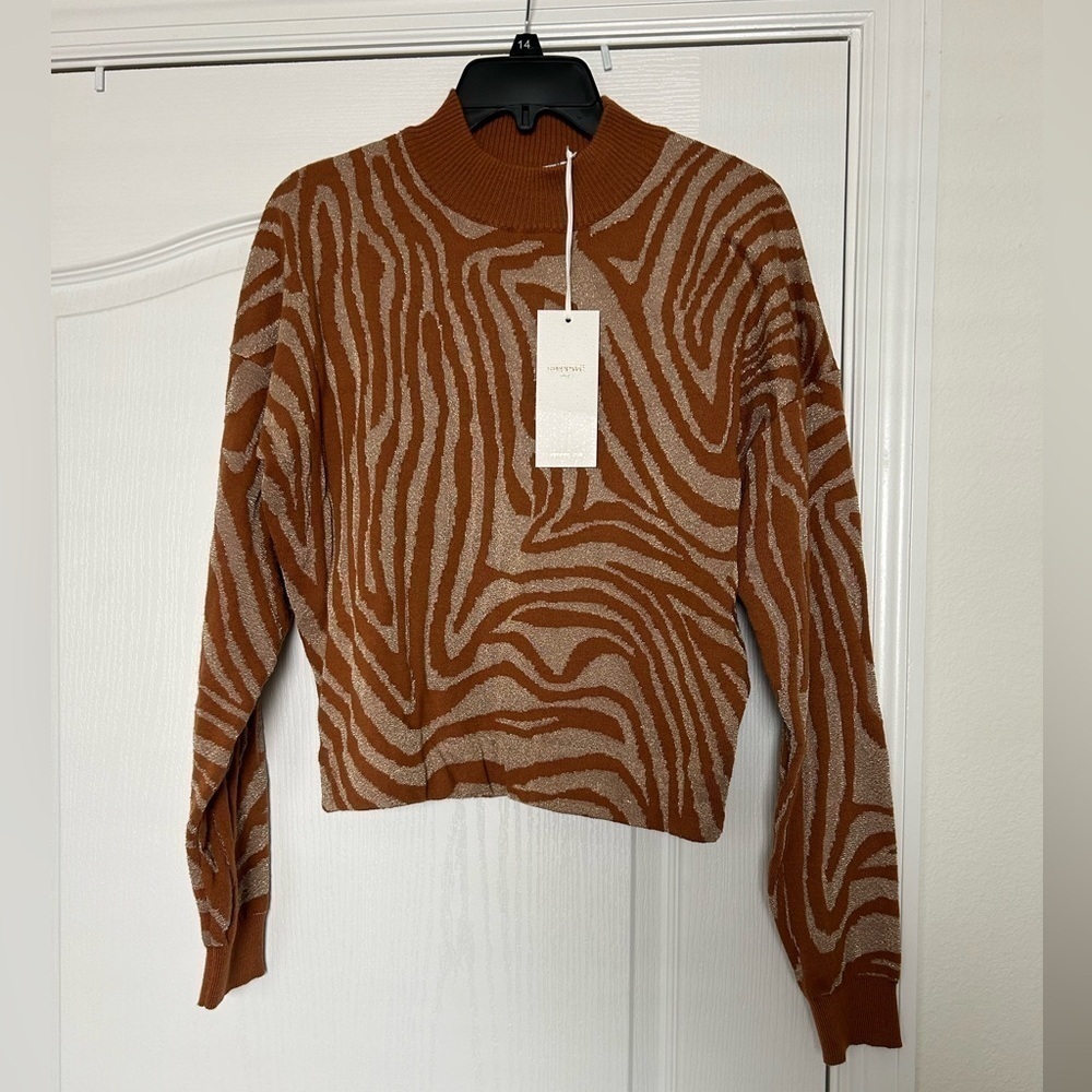 Sweewe Paris Pullover Sweater NWT